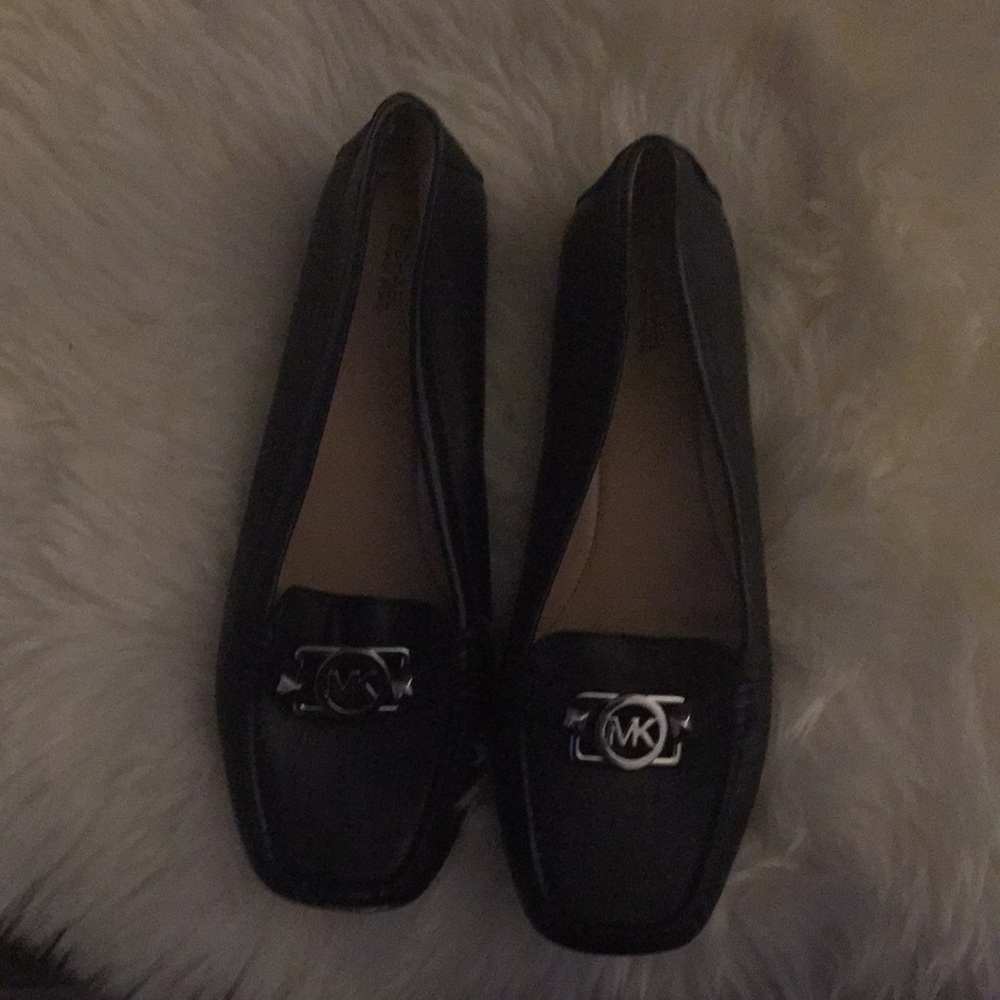 Micheal Kors women leather loafers